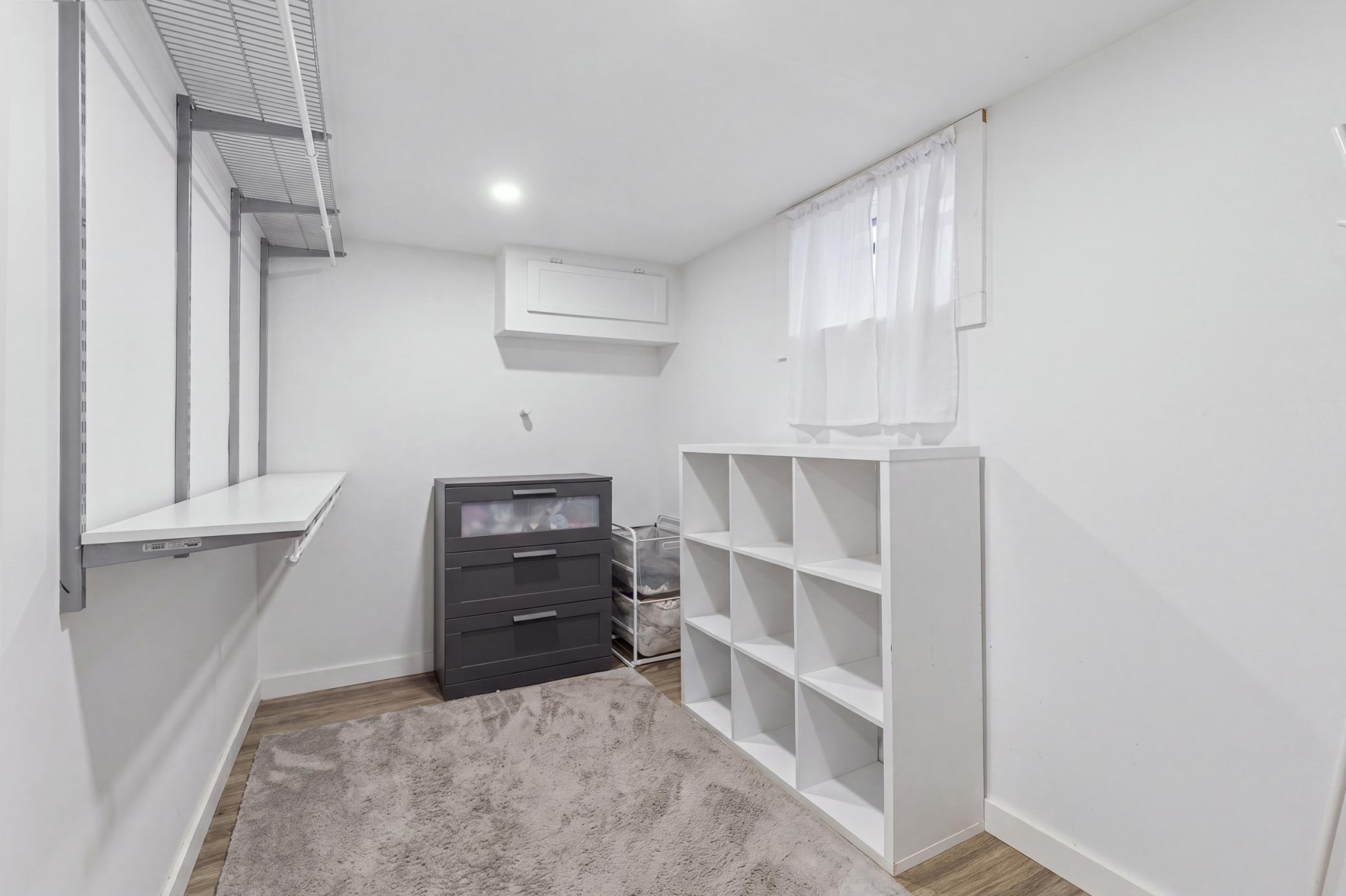 View of Residential at 10000 Colfax Avenue, Bloomington MN 55431, Bloomington (15 of 28) - Mike Wilen | Minnesota Team Real Estate