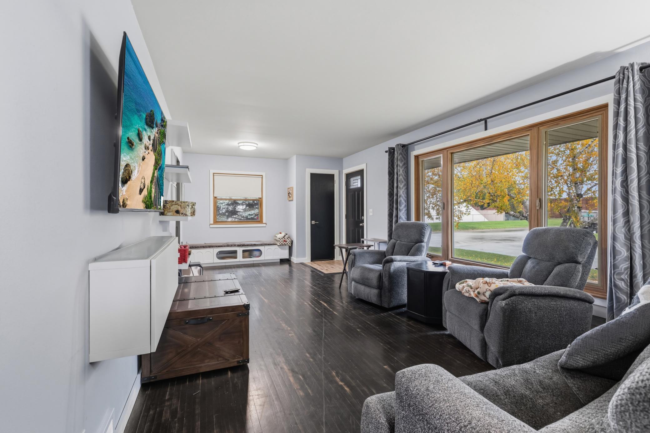 View of Residential at 10000 Colfax Avenue, Bloomington MN 55431, Bloomington (3 of 28) - Mike Wilen | Minnesota Team Real Estate