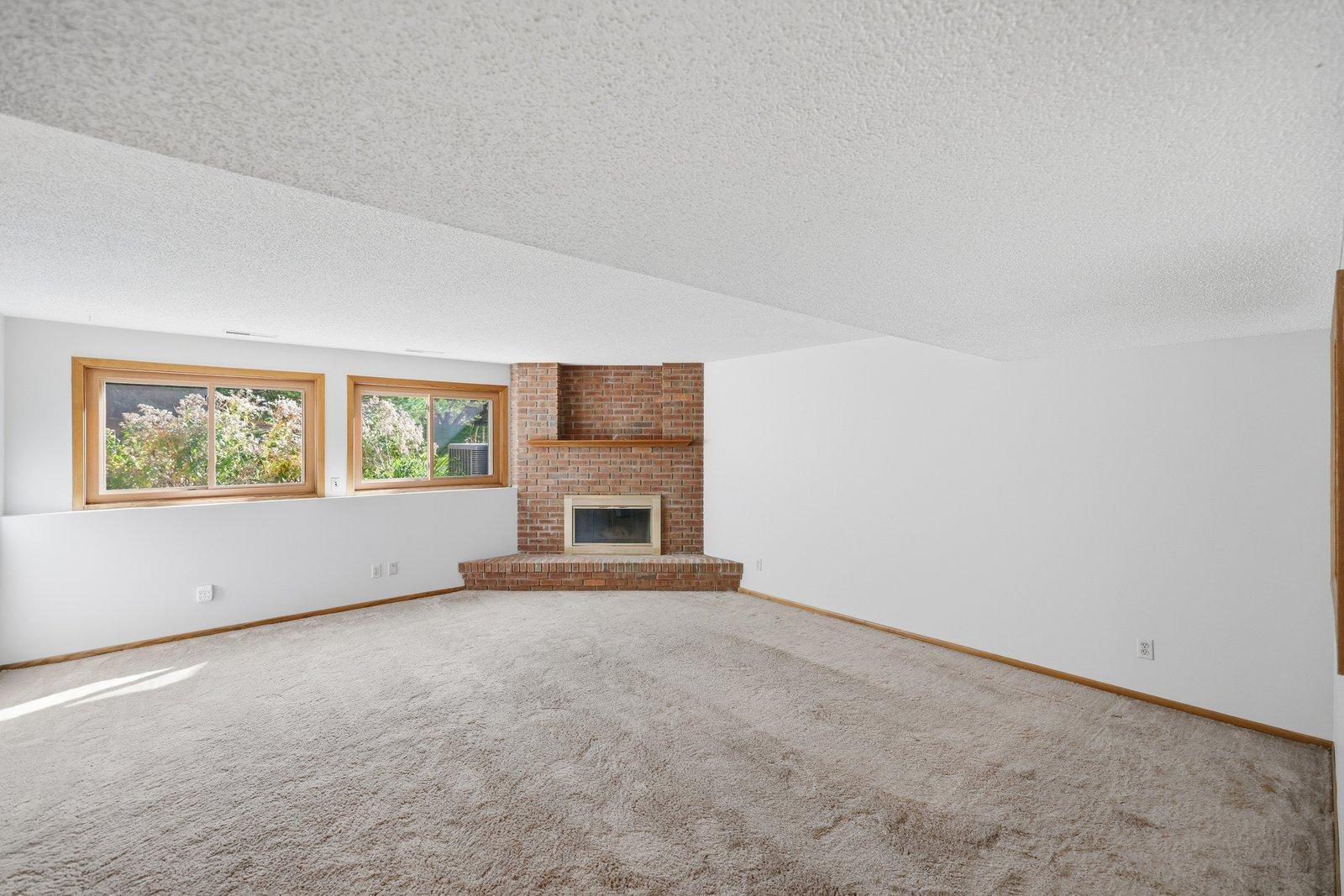 View of Residential at 11061 Hyland Terrace, Eden Prairie MN 55344, Eden Prairie (25 of 50) - Mike Wilen | Minnesota Team Real Estate