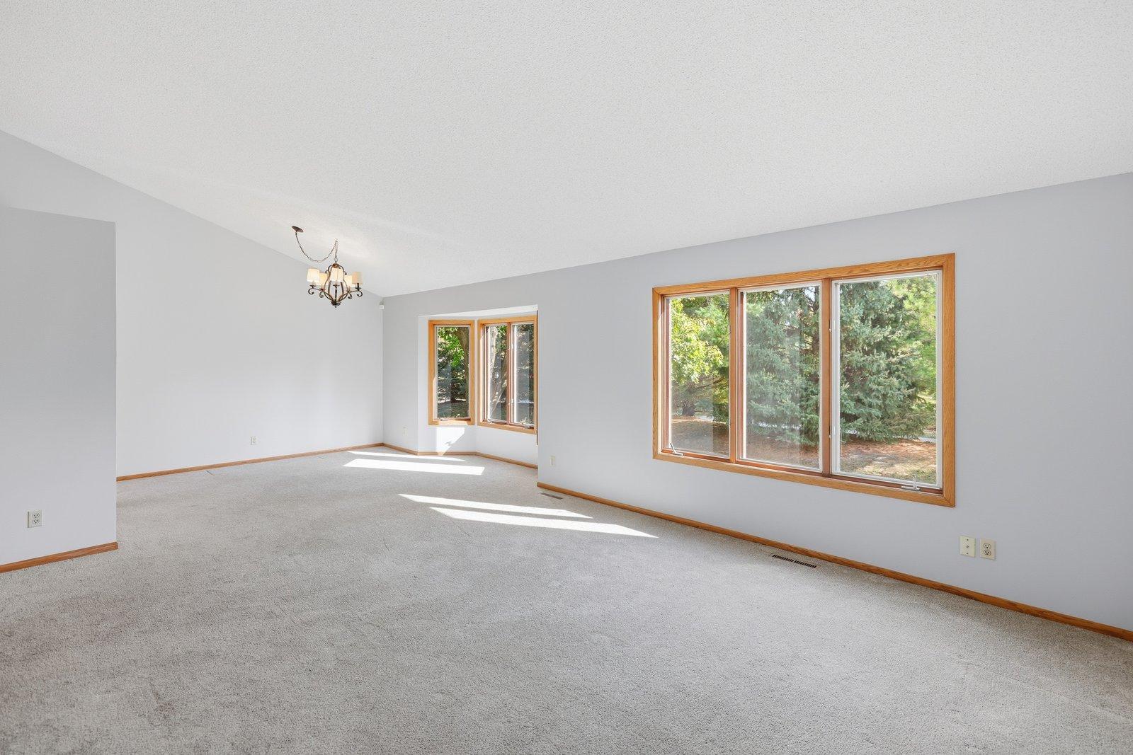 View of Residential at 11061 Hyland Terrace, Eden Prairie MN 55344, Eden Prairie (12 of 50) - Mike Wilen | Minnesota Team Real Estate