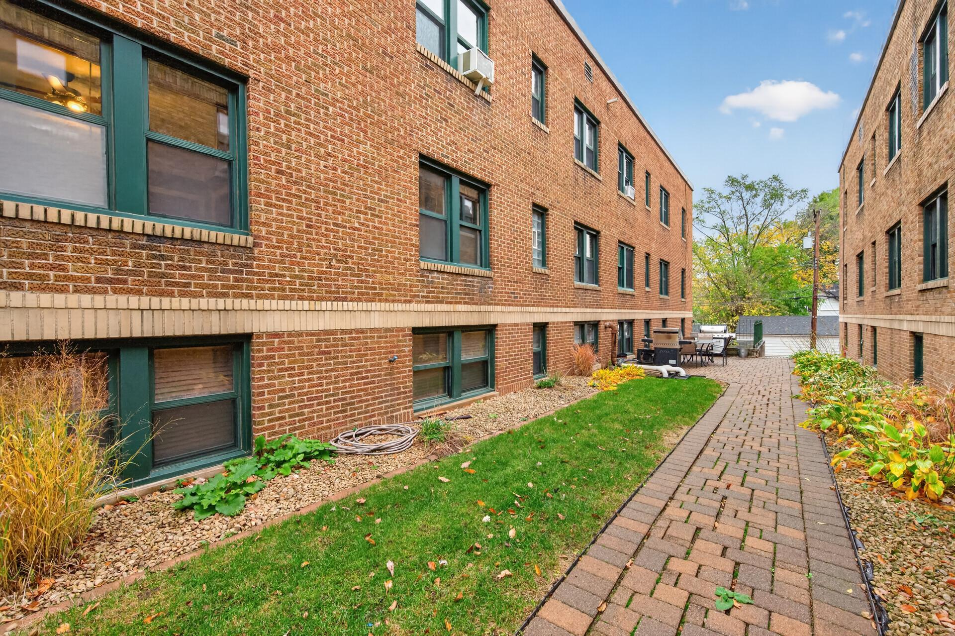 View of Residential at 4221 Nicollet Avenue #100, Minneapolis MN 55409, Minneapolis (30 of 33) - Mike Wilen | Minnesota Team Real Estate