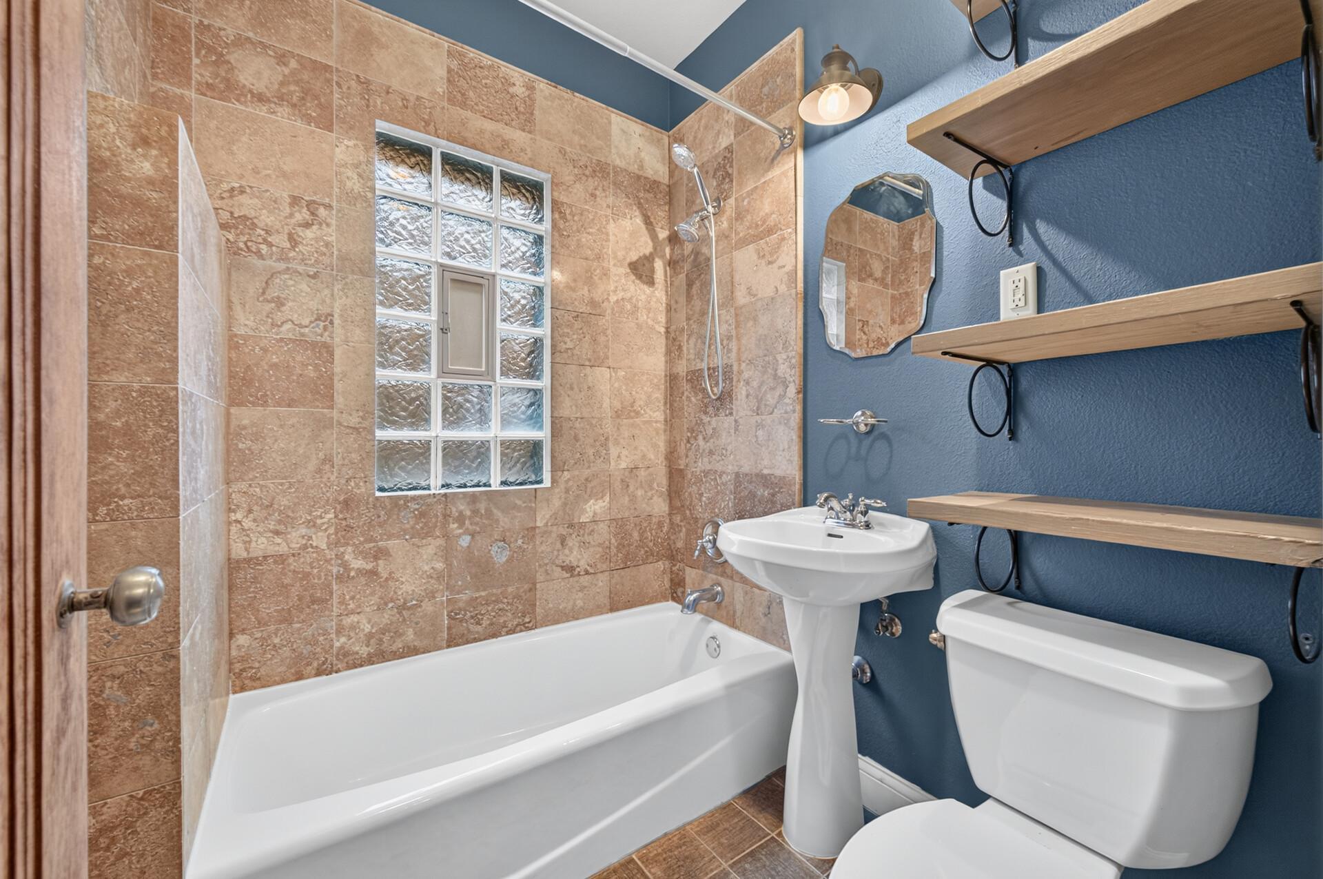 View of Residential at 4221 Nicollet Avenue #100, Minneapolis MN 55409, Minneapolis (21 of 33) - Mike Wilen | Minnesota Team Real Estate