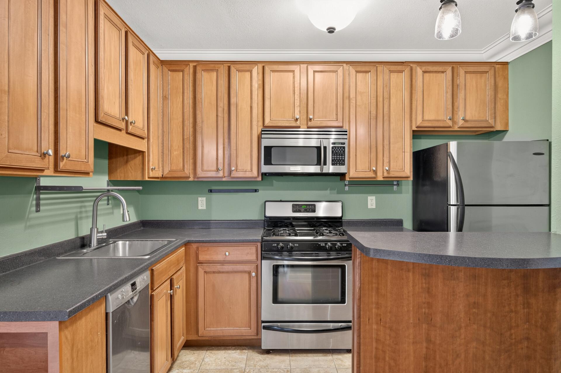 View of Residential at 4221 Nicollet Avenue #100, Minneapolis MN 55409, Minneapolis (14 of 33) - Mike Wilen | Minnesota Team Real Estate
