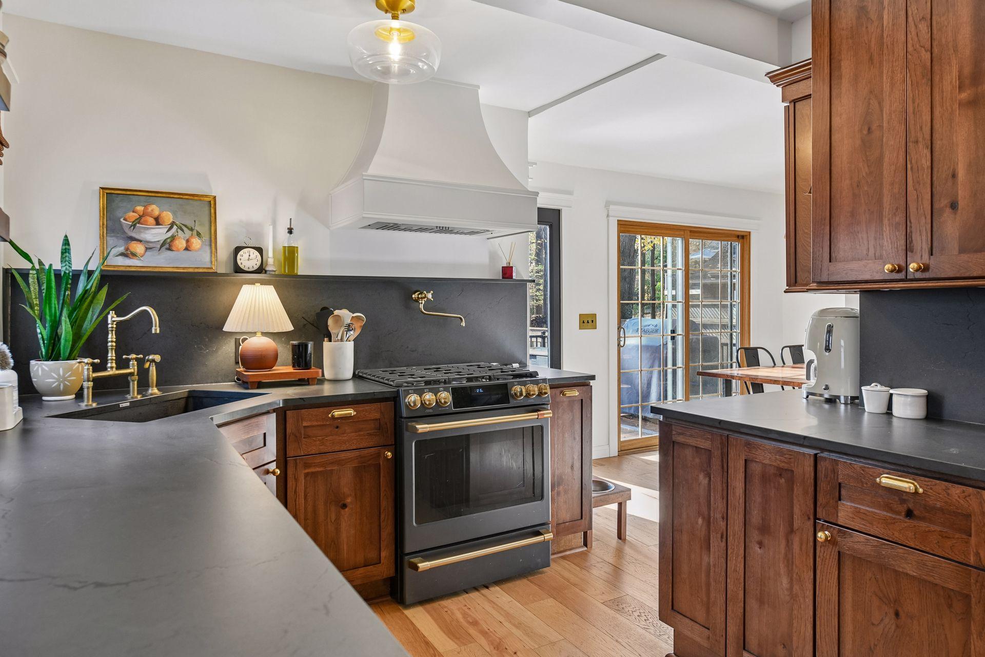 View of Residential at 19045 Lake Avenue, Wayzata MN 55391, Wayzata (34 of 69) - Mike Wilen | Minnesota Team Real Estate