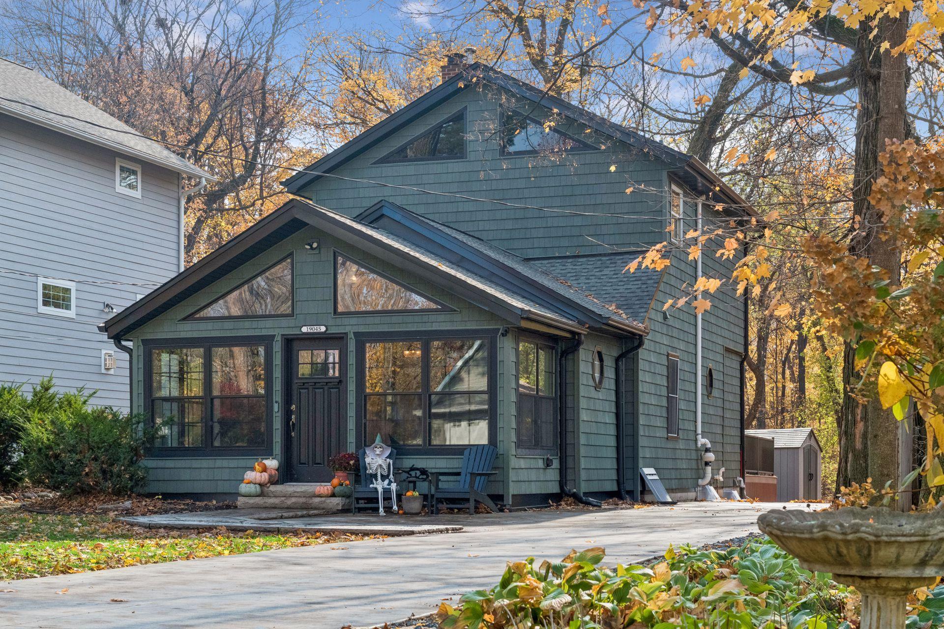 View of Residential at 19045 Lake Avenue, Wayzata MN 55391, Wayzata (10 of 69) - Mike Wilen | Minnesota Team Real Estate