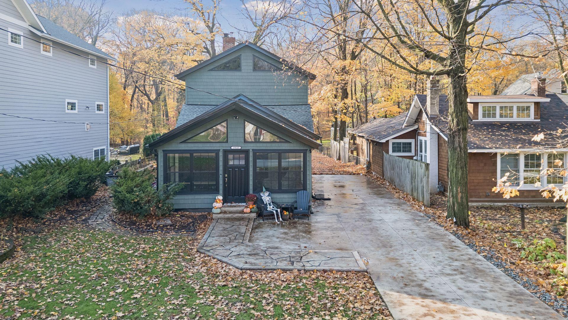 View of Residential at 19045 Lake Avenue, Wayzata MN 55391, Wayzata (2 of 69) - Mike Wilen | Minnesota Team Real Estate