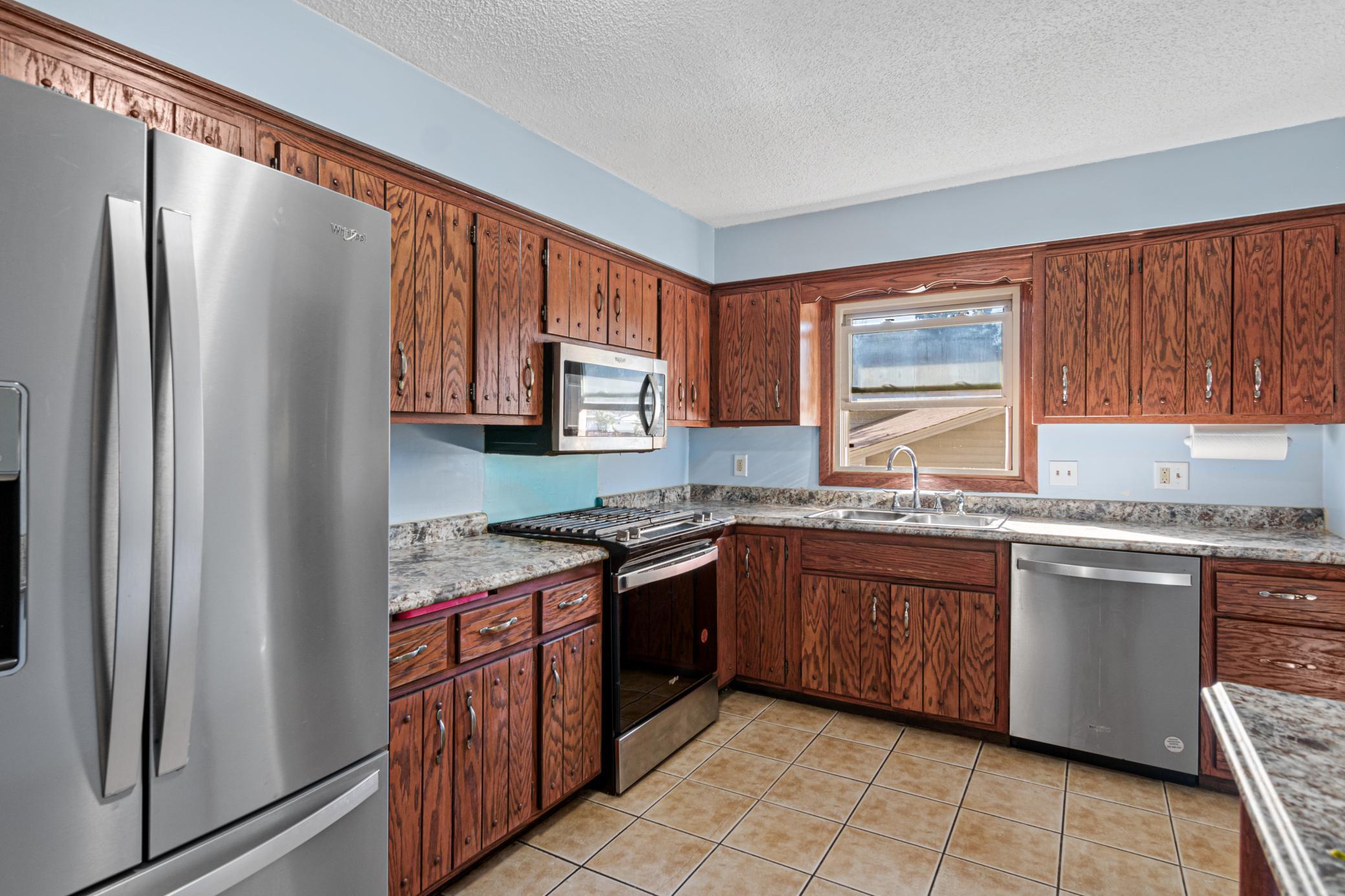 View of Residential at 3124 80th Avenue, Brooklyn Park MN 55443, Brooklyn Park (6 of 15) - Mike Wilen | Minnesota Team Real Estate