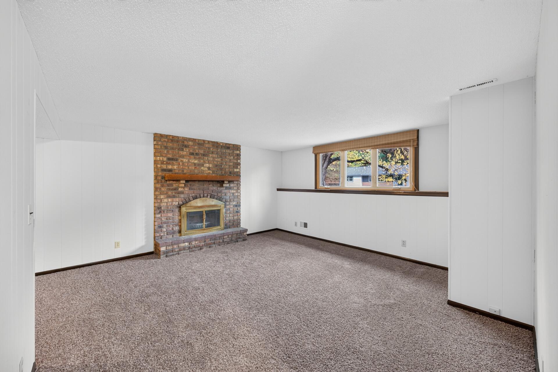 View of Residential at 2187 Springside Drive, Saint Paul MN 55119, Saint Paul (18 of 64) - Mike Wilen | Minnesota Team Real Estate