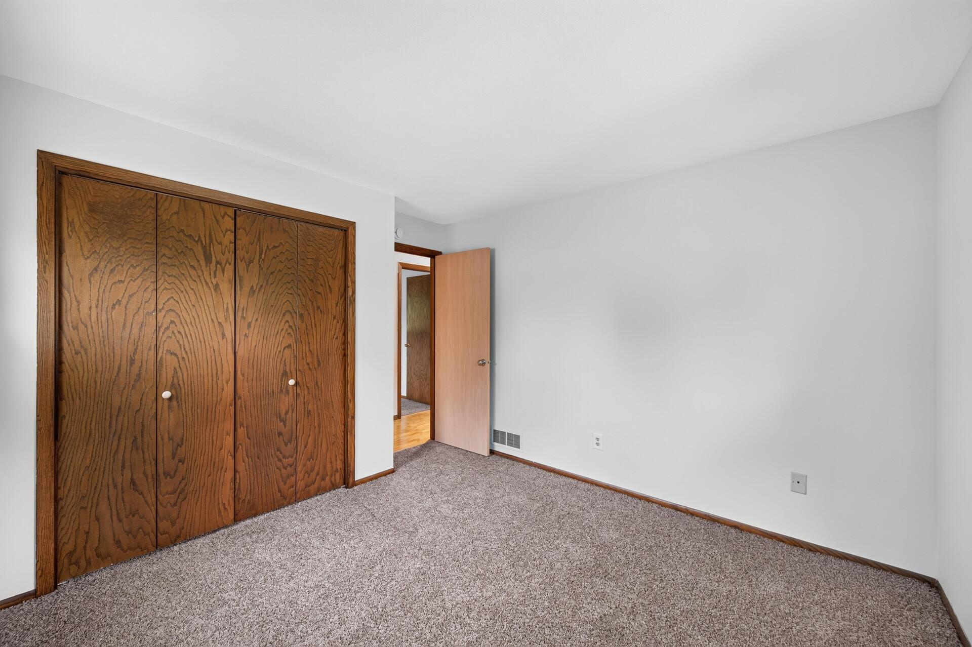 View of Residential at 2187 Springside Drive, Saint Paul MN 55119, Saint Paul (38 of 64) - Mike Wilen | Minnesota Team Real Estate