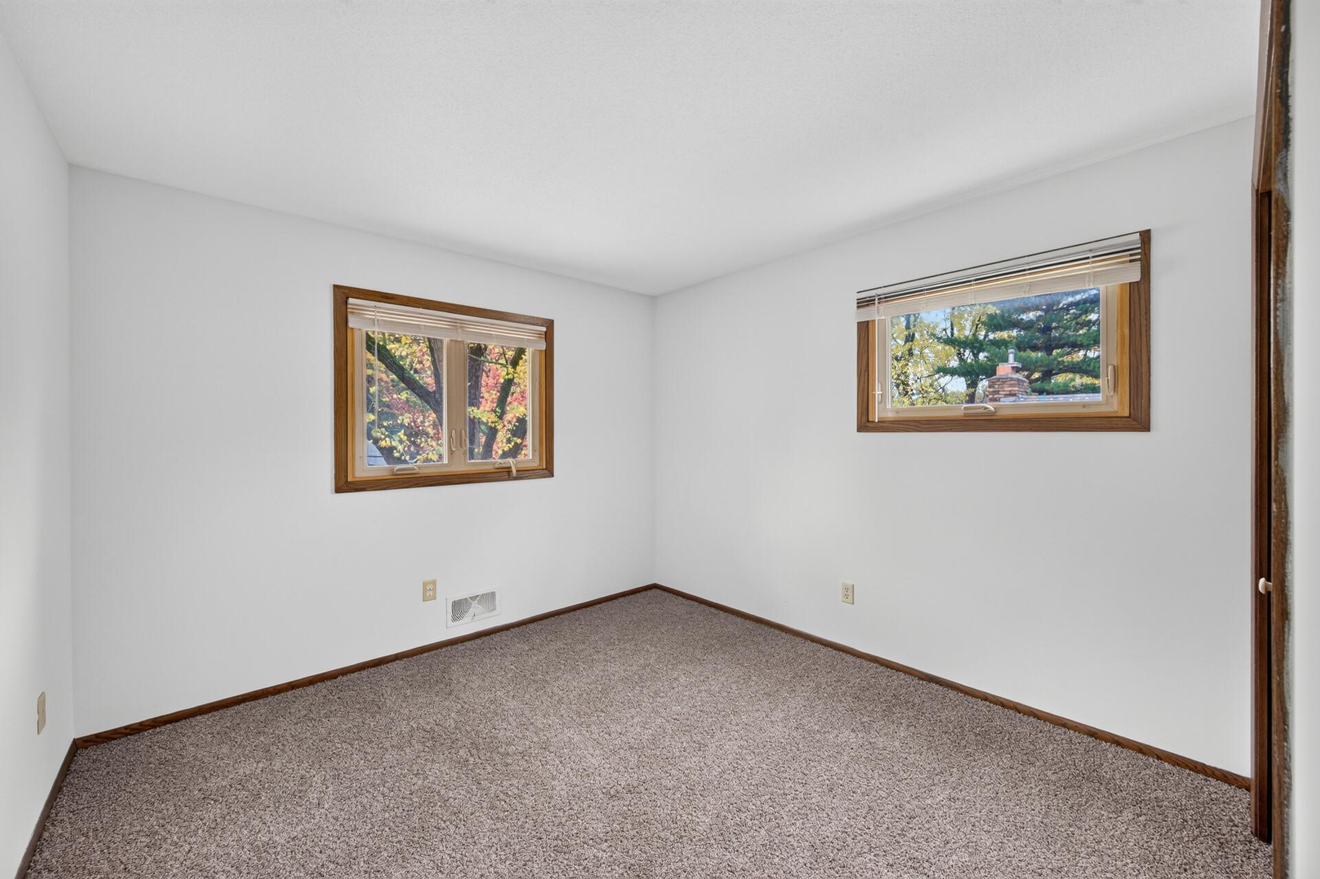View of Residential at 2187 Springside Drive, Saint Paul MN 55119, Saint Paul (49 of 64) - Mike Wilen | Minnesota Team Real Estate
