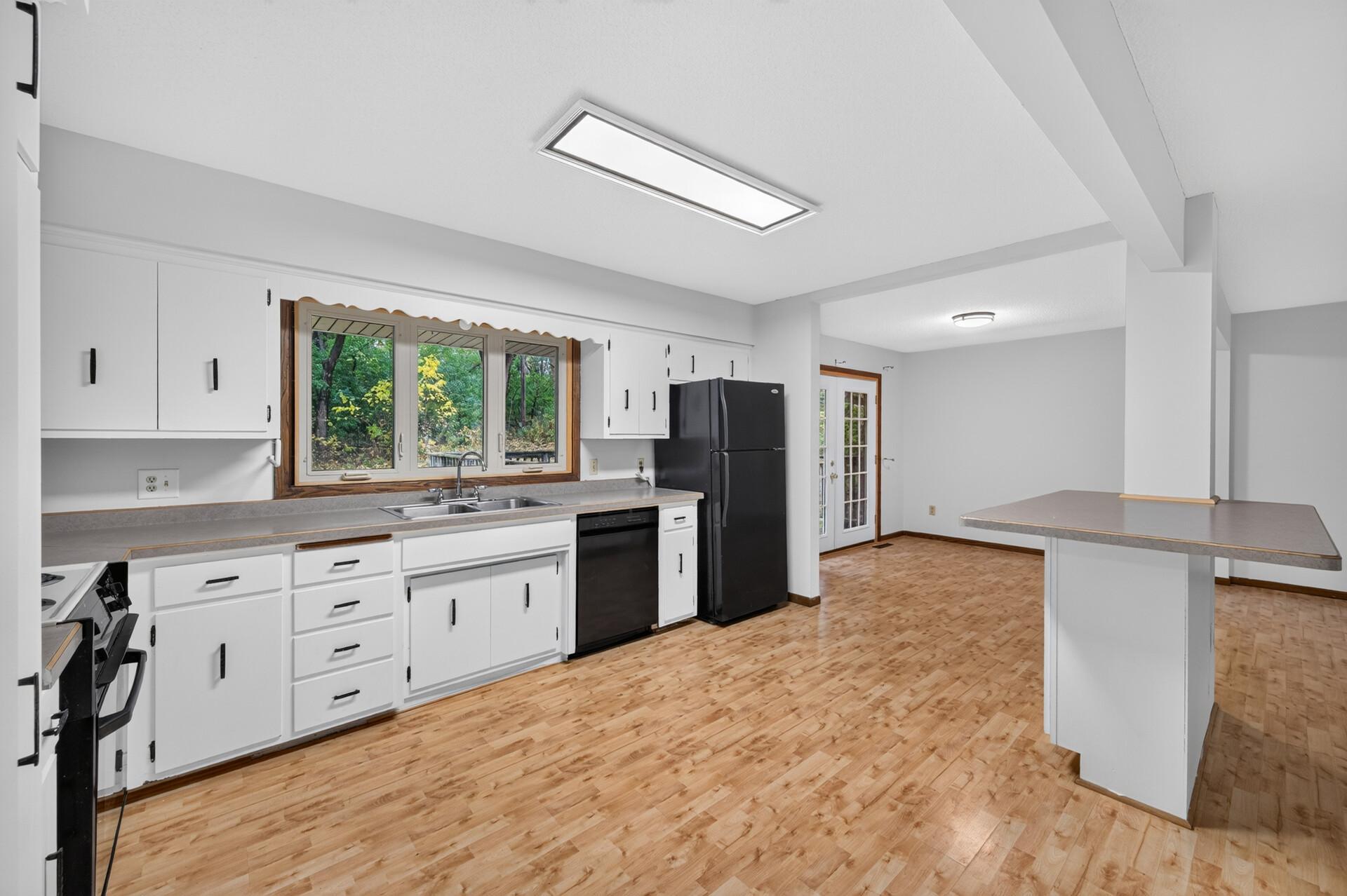 View of Residential at 2187 Springside Drive, Saint Paul MN 55119, Saint Paul (4 of 64) - Mike Wilen | Minnesota Team Real Estate