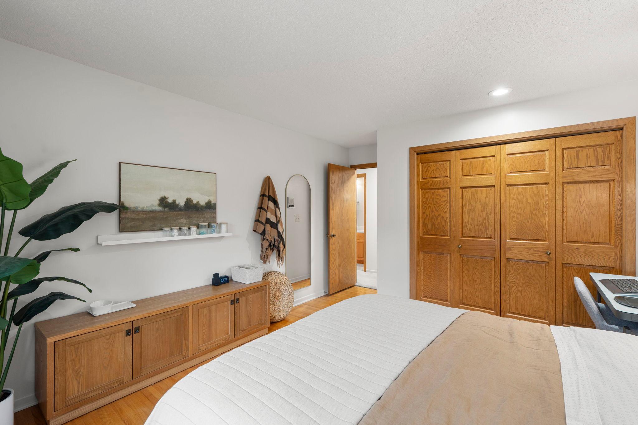 View of Residential at 8281 Deer Pond Trail, Lake Elmo MN 55042, Lake Elmo (31 of 64) - Mike Wilen | Minnesota Team Real Estate