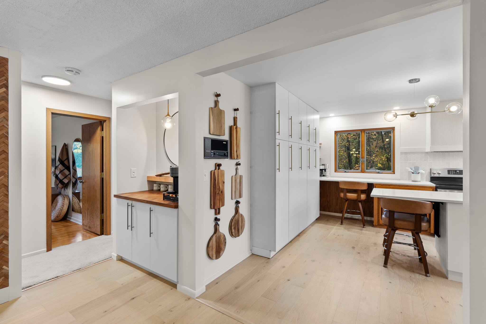 View of Residential at 8281 Deer Pond Trail, Lake Elmo MN 55042, Lake Elmo (16 of 64) - Mike Wilen | Minnesota Team Real Estate
