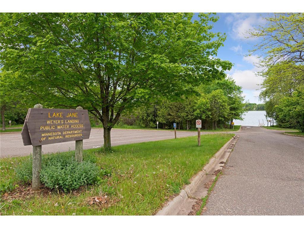 View of Residential at 8281 Deer Pond Trail, Lake Elmo MN 55042, Lake Elmo (59 of 64) - Mike Wilen | Minnesota Team Real Estate