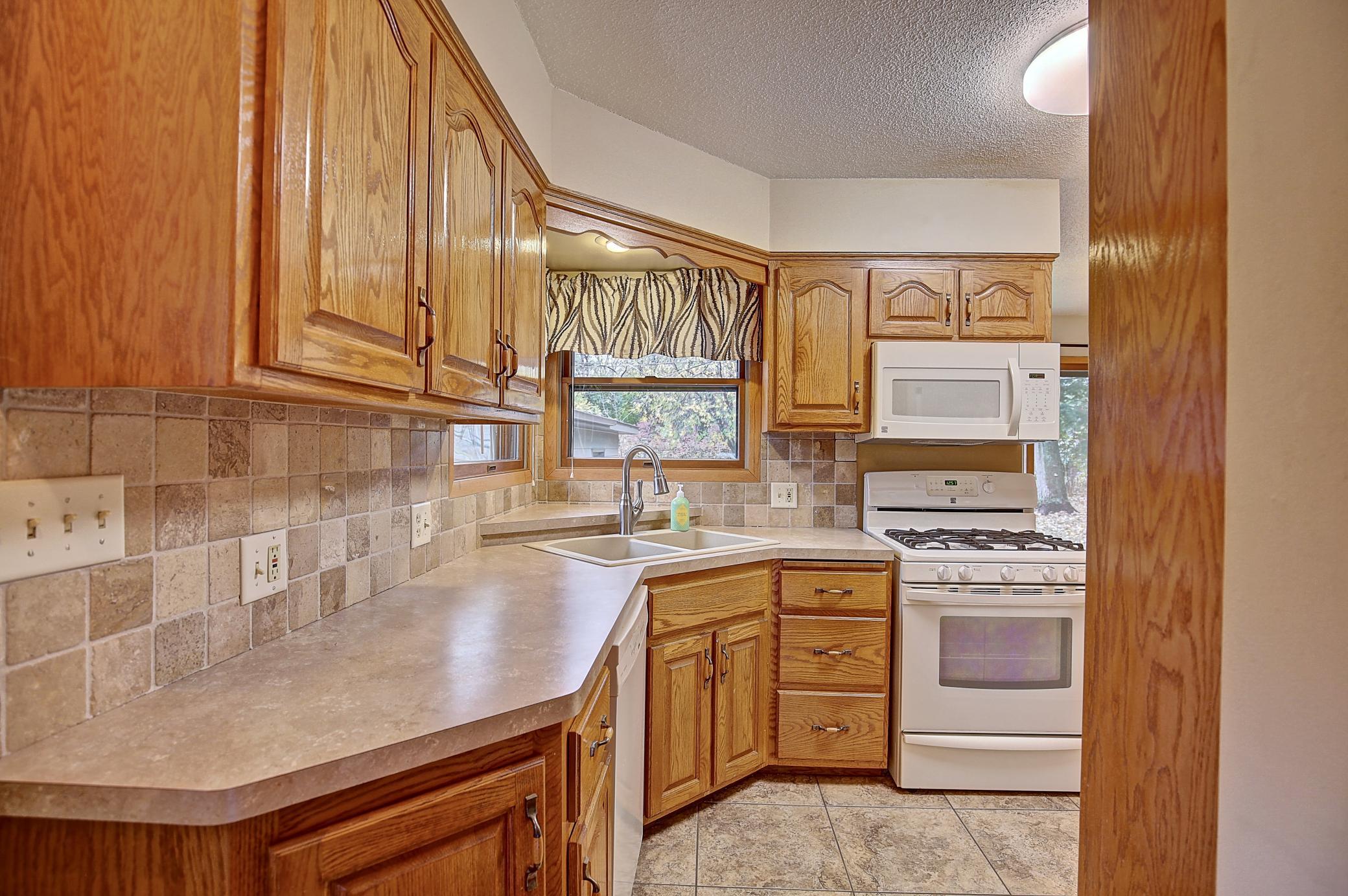 View of Residential at 2564 Sherwood Road, Mounds View MN 55112, Mounds View (8 of 43) - Mike Wilen | Minnesota Team Real Estate