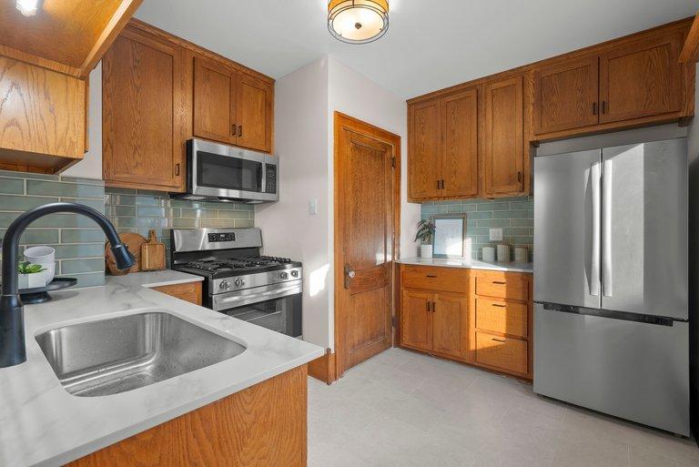 View of Residential at 4115 21st Avenue, Minneapolis MN 55407, Minneapolis (10 of 22) - Mike Wilen | Minnesota Team Real Estate