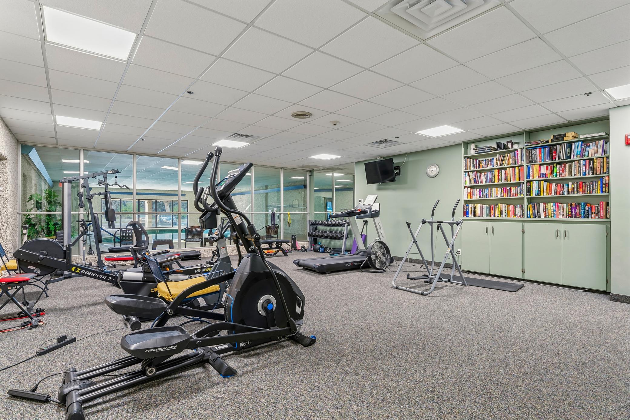 View of Residential at 6400 York Avenue #505, Edina MN 55435, Edina (27 of 28) - Mike Wilen | Minnesota Team Real Estate