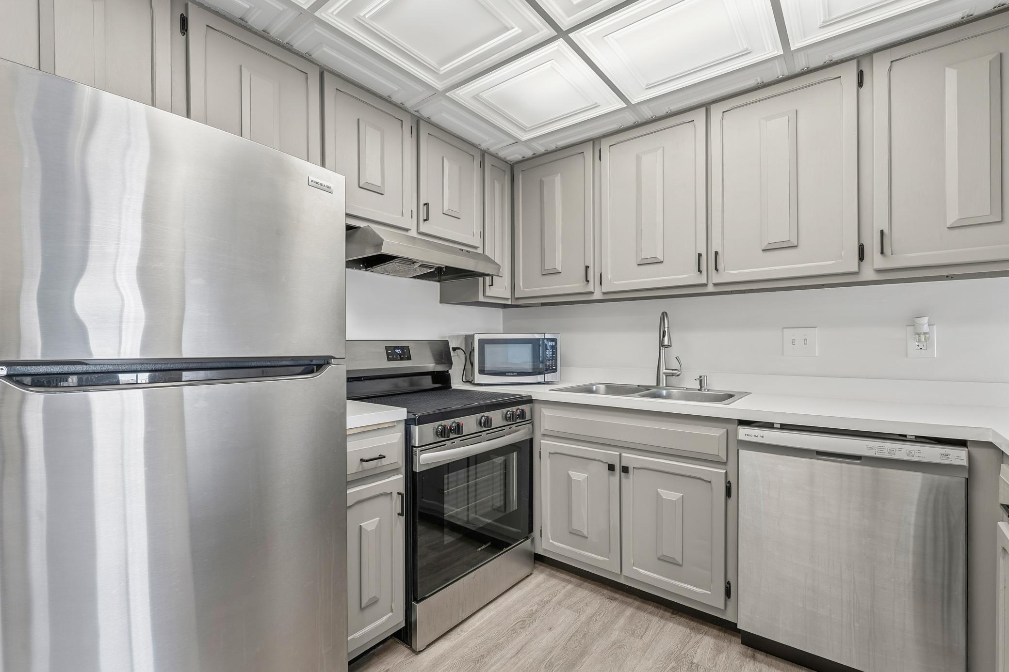 View of Residential at 6400 York Avenue #505, Edina MN 55435, Edina (12 of 28) - Mike Wilen | Minnesota Team Real Estate