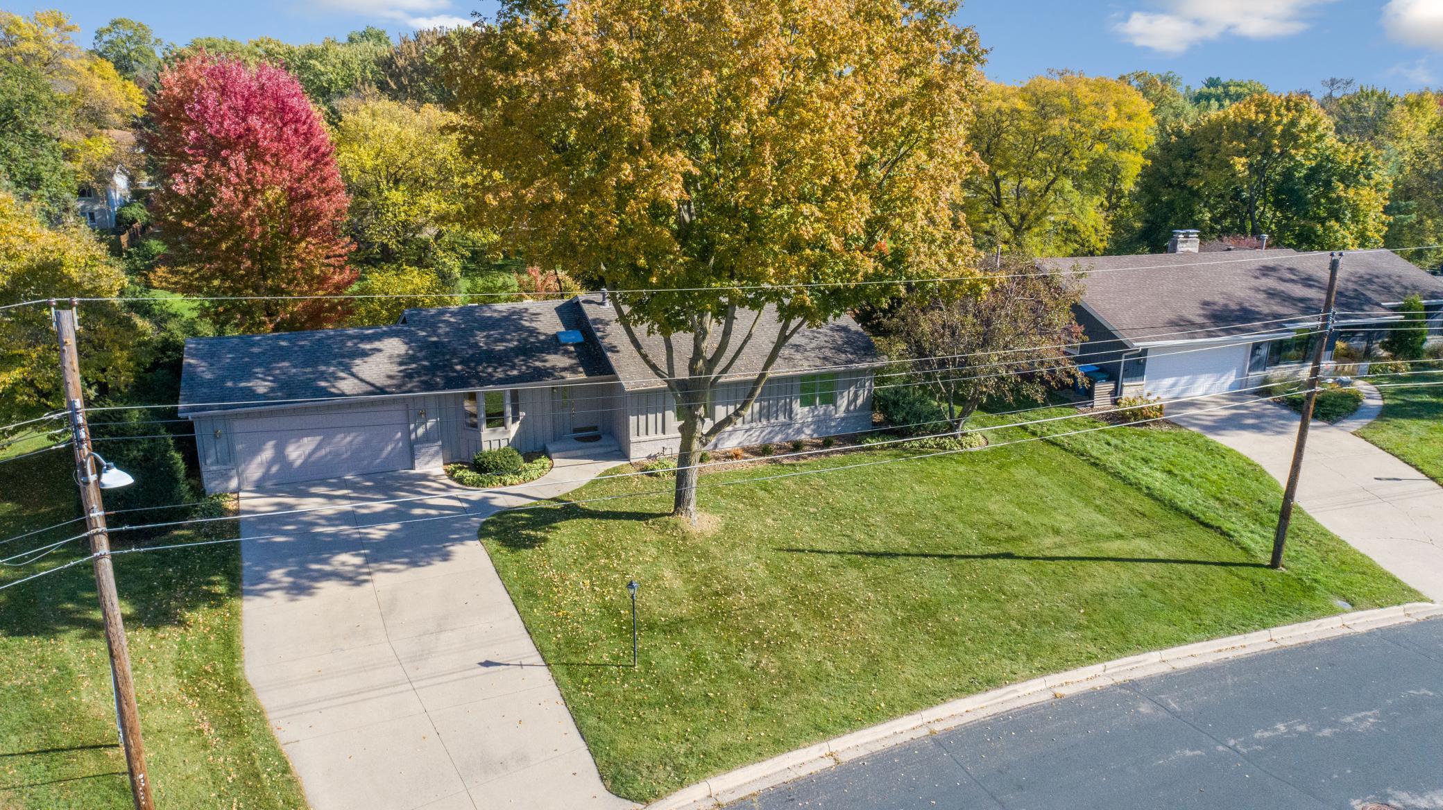 View of Residential at 9621 Upton Road, Bloomington MN 55431, Bloomington (13 of 17) - Mike Wilen | Minnesota Team Real Estate