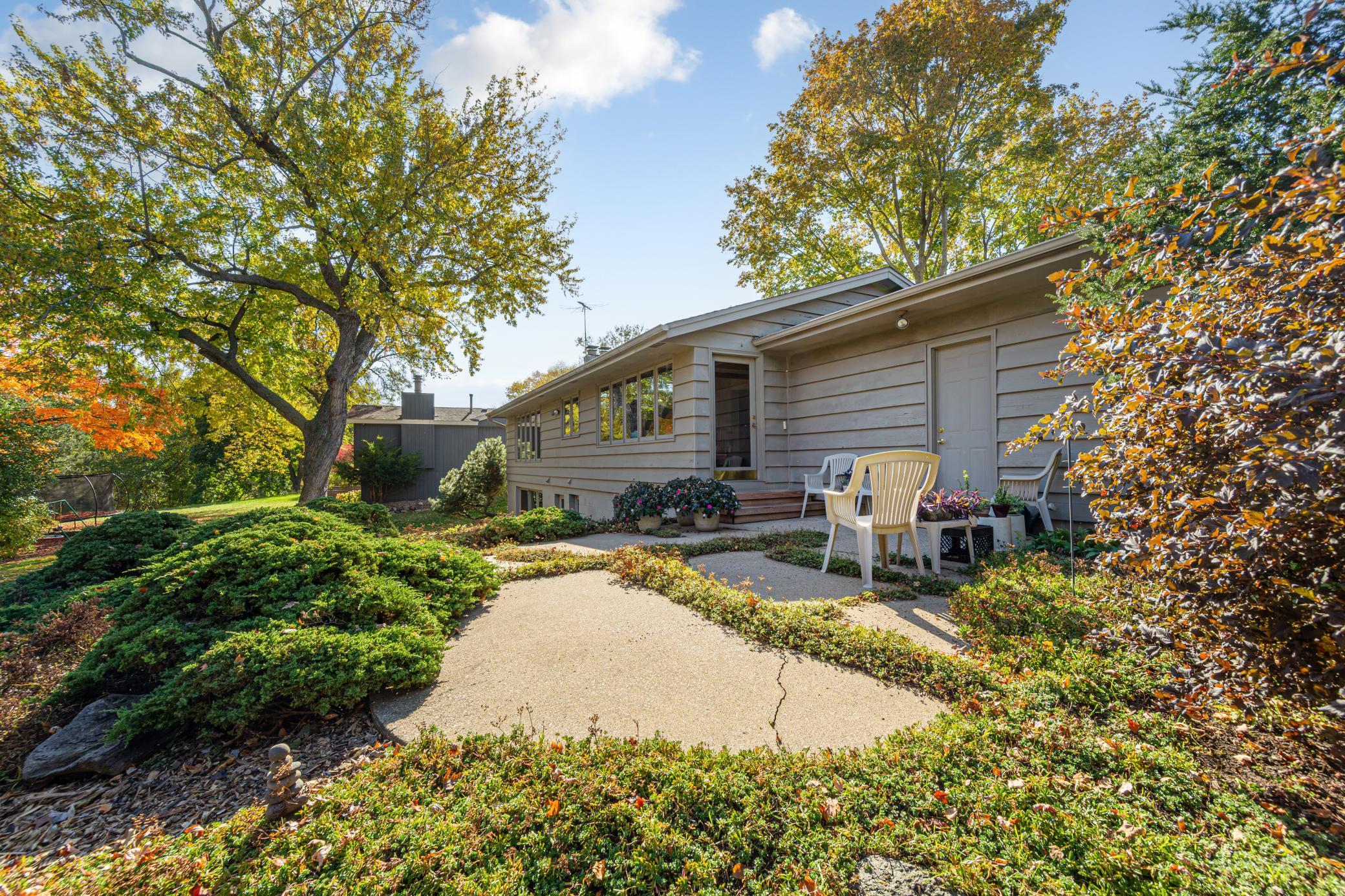 View of Residential at 9621 Upton Road, Bloomington MN 55431, Bloomington (5 of 17) - Mike Wilen | Minnesota Team Real Estate