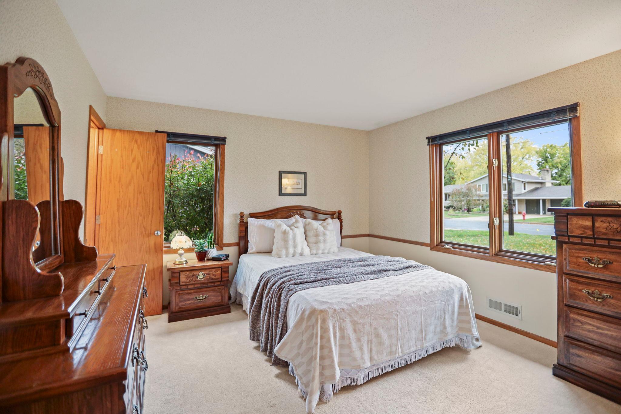 View of Residential at 9621 Upton Road, Bloomington MN 55431, Bloomington (23 of 60) - Mike Wilen | Minnesota Team Real Estate