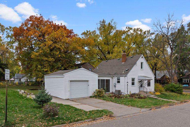 View of Residential at 2942 Zenith Avenue, Robbinsdale MN 55422, Robbinsdale (26 of 26) - Mike Wilen | Minnesota Team Real Estate