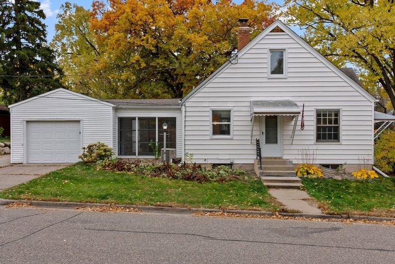 View of Residential at 2942 Zenith Avenue, Robbinsdale MN 55422, Robbinsdale (25 of 26) - Mike Wilen | Minnesota Team Real Estate