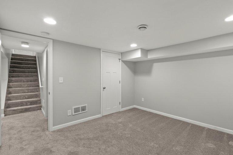 View of Residential at 2942 Zenith Avenue, Robbinsdale MN 55422, Robbinsdale (23 of 26) - Mike Wilen | Minnesota Team Real Estate