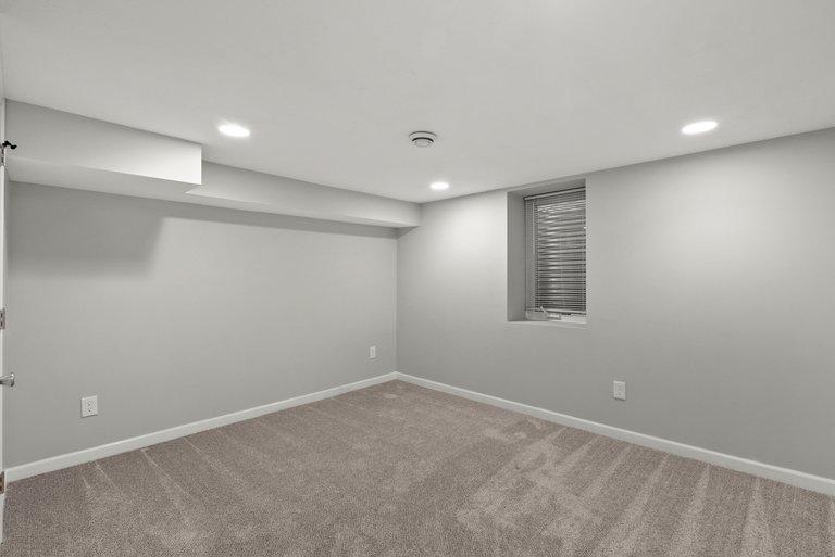 View of Residential at 2942 Zenith Avenue, Robbinsdale MN 55422, Robbinsdale (22 of 26) - Mike Wilen | Minnesota Team Real Estate