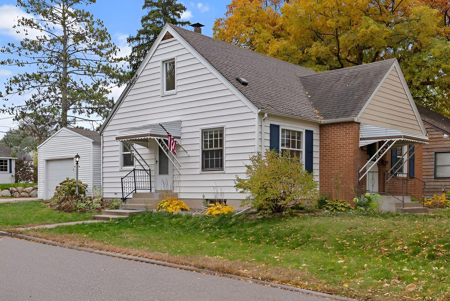 View of Residential at 2942 Zenith Avenue, Robbinsdale MN 55422, Robbinsdale (4 of 55) - Mike Wilen | Minnesota Team Real Estate