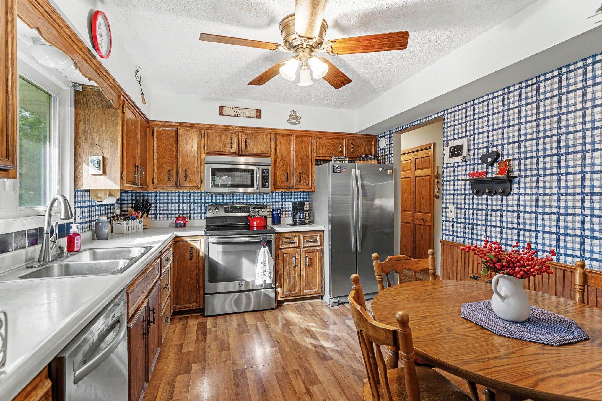 View of Residential at 12405 Villaburne Drive, Burnsville MN 55337, Burnsville (7 of 24) - Mike Wilen | Minnesota Team Real Estate