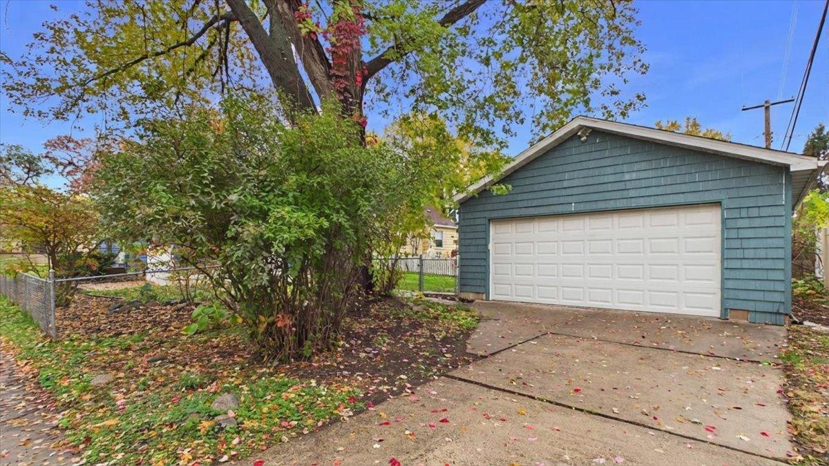 View of Residential at 3110 Texas Avenue, Saint Louis Park MN 55426, Saint Louis Park (46 of 51) - Mike Wilen | Minnesota Team Real Estate
