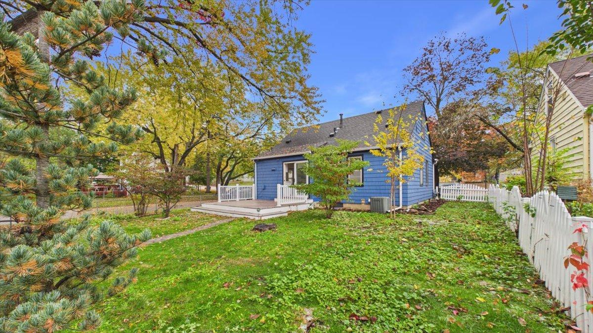 View of Residential at 3110 Texas Avenue, Saint Louis Park MN 55426, Saint Louis Park (45 of 51) - Mike Wilen | Minnesota Team Real Estate