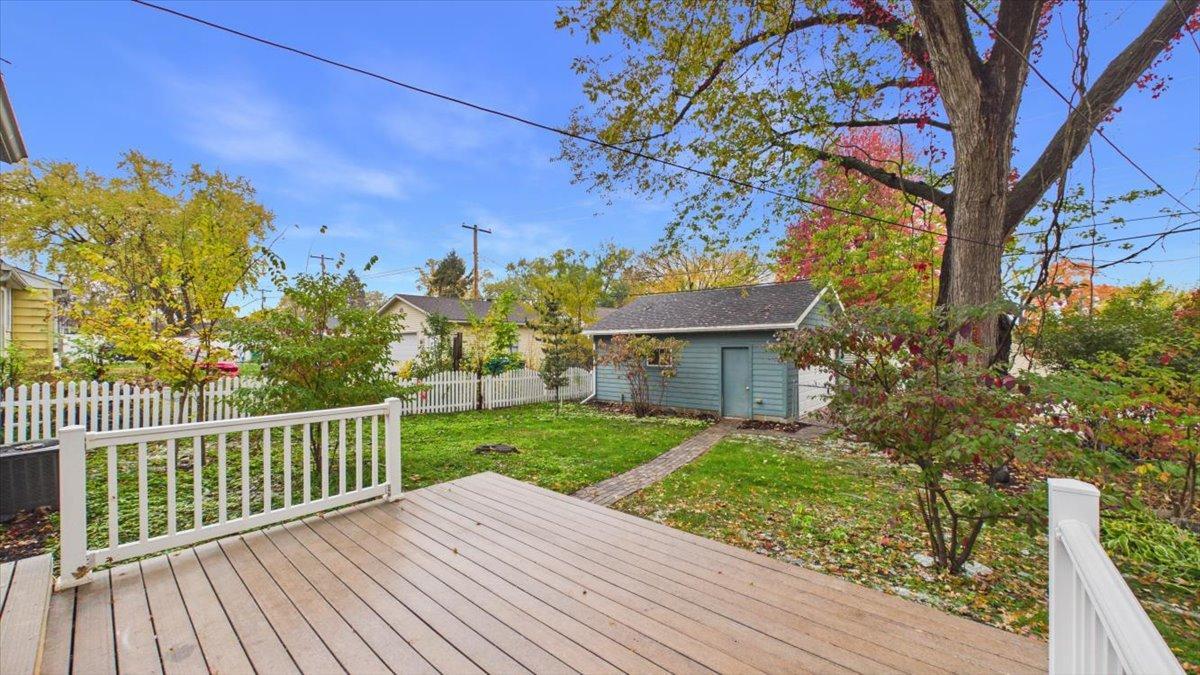 View of Residential at 3110 Texas Avenue, Saint Louis Park MN 55426, Saint Louis Park (40 of 51) - Mike Wilen | Minnesota Team Real Estate