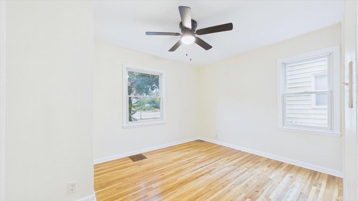 View of Residential at 3110 Texas Avenue, Saint Louis Park MN 55426, Saint Louis Park (15 of 51) - Mike Wilen | Minnesota Team Real Estate