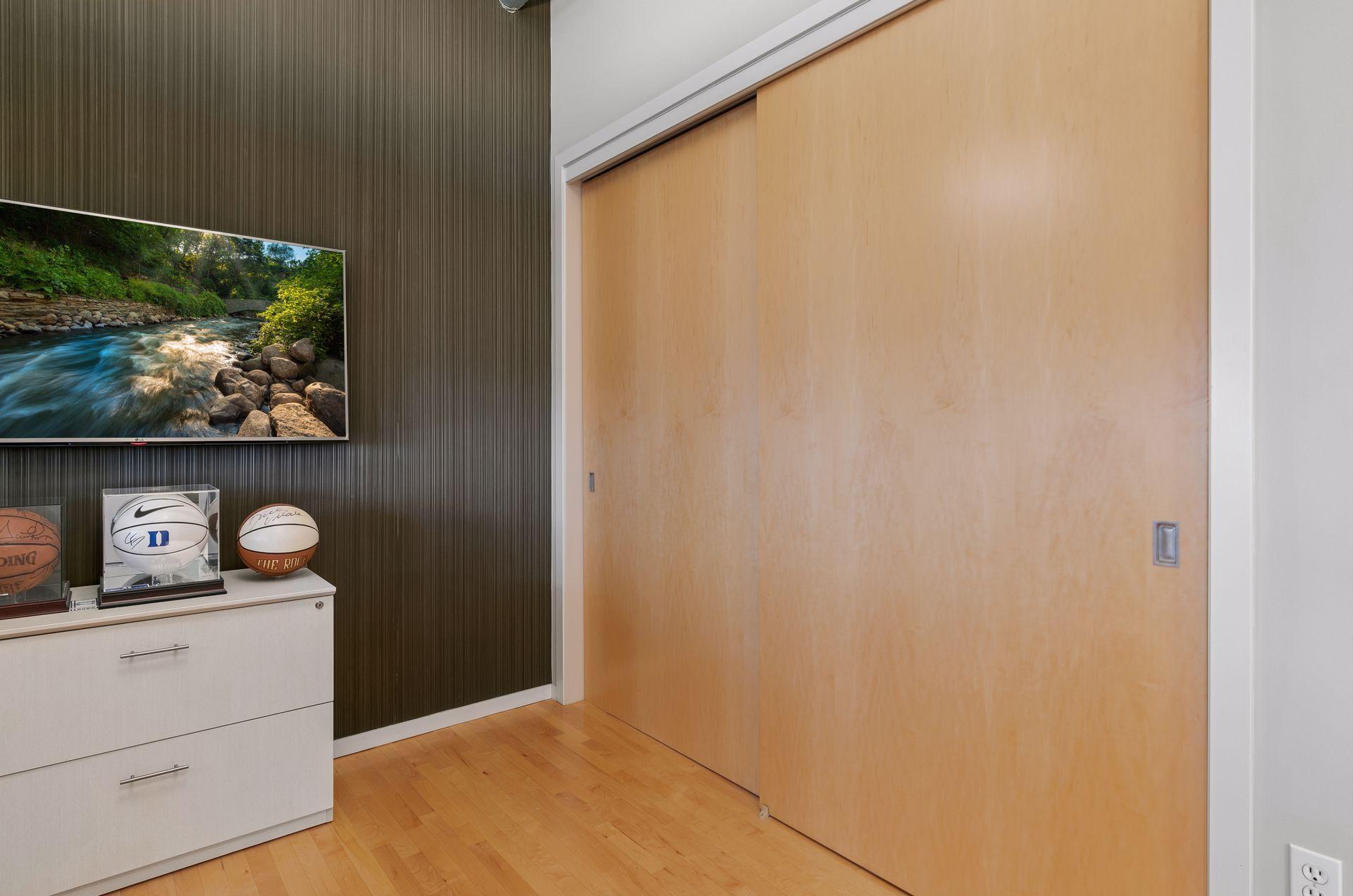 View of Residential at 290 Market Street #502, Minneapolis MN 55405, Minneapolis (31 of 46) - Mike Wilen | Minnesota Team Real Estate