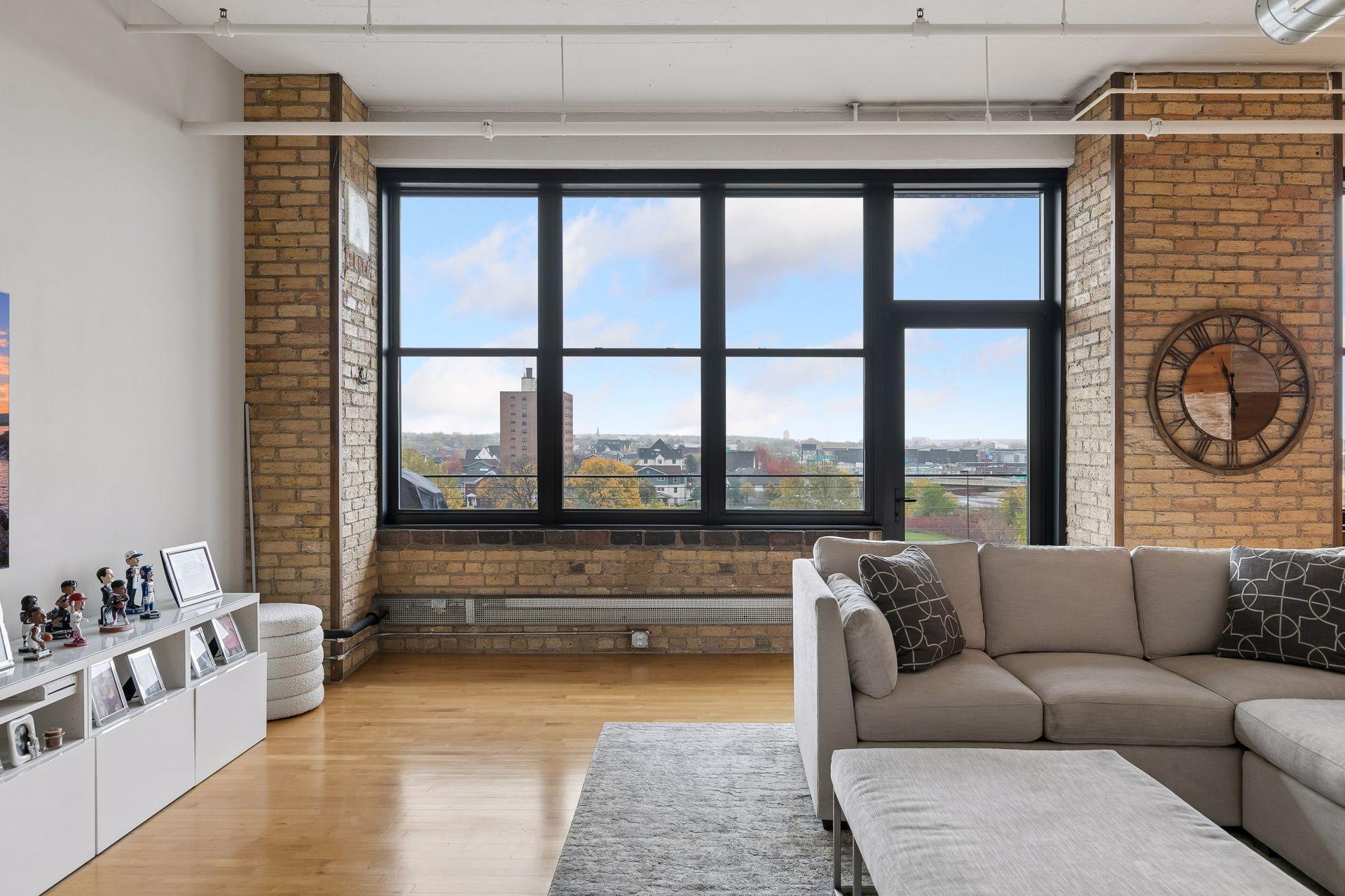 View of Residential at 290 Market Street #502, Minneapolis MN 55405, Minneapolis (22 of 46) - Mike Wilen | Minnesota Team Real Estate