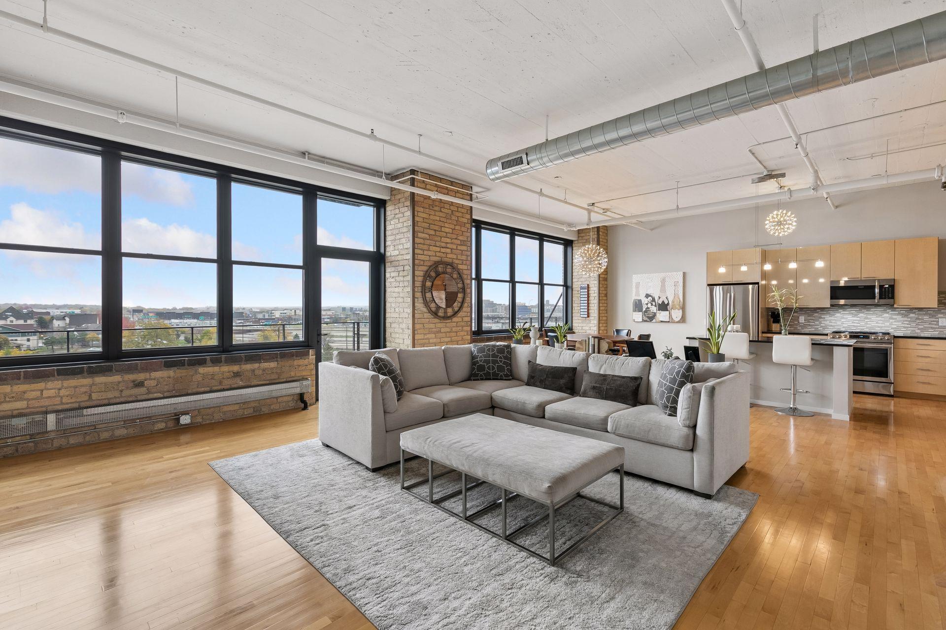 View of Residential at 290 Market Street #502, Minneapolis MN 55405, Minneapolis (20 of 46) - Mike Wilen | Minnesota Team Real Estate