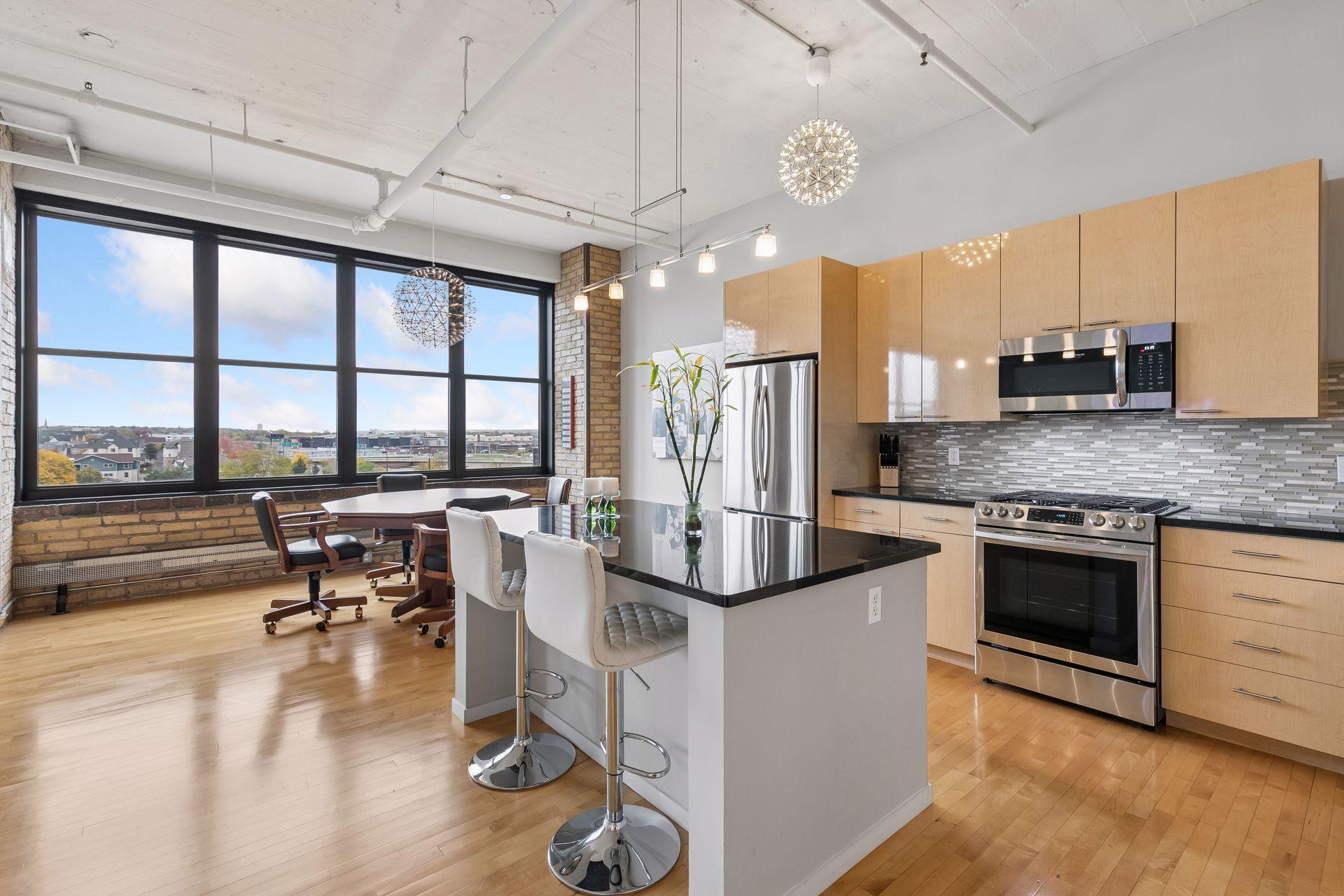 View of Residential at 290 Market Street #502, Minneapolis MN 55405, Minneapolis (5 of 46) - Mike Wilen | Minnesota Team Real Estate