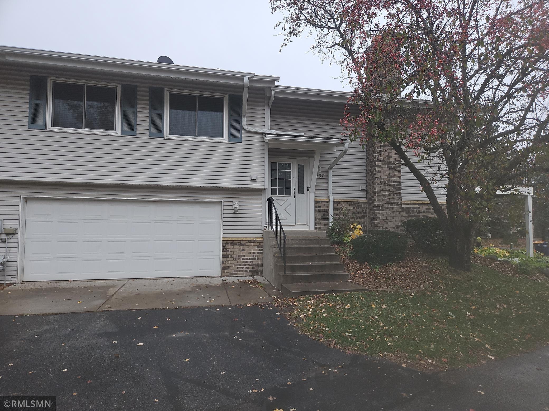 View of Townhome at 837 Evergreen Circle, Burnsville - Mike Wilen | Minnesota Team Real Estate