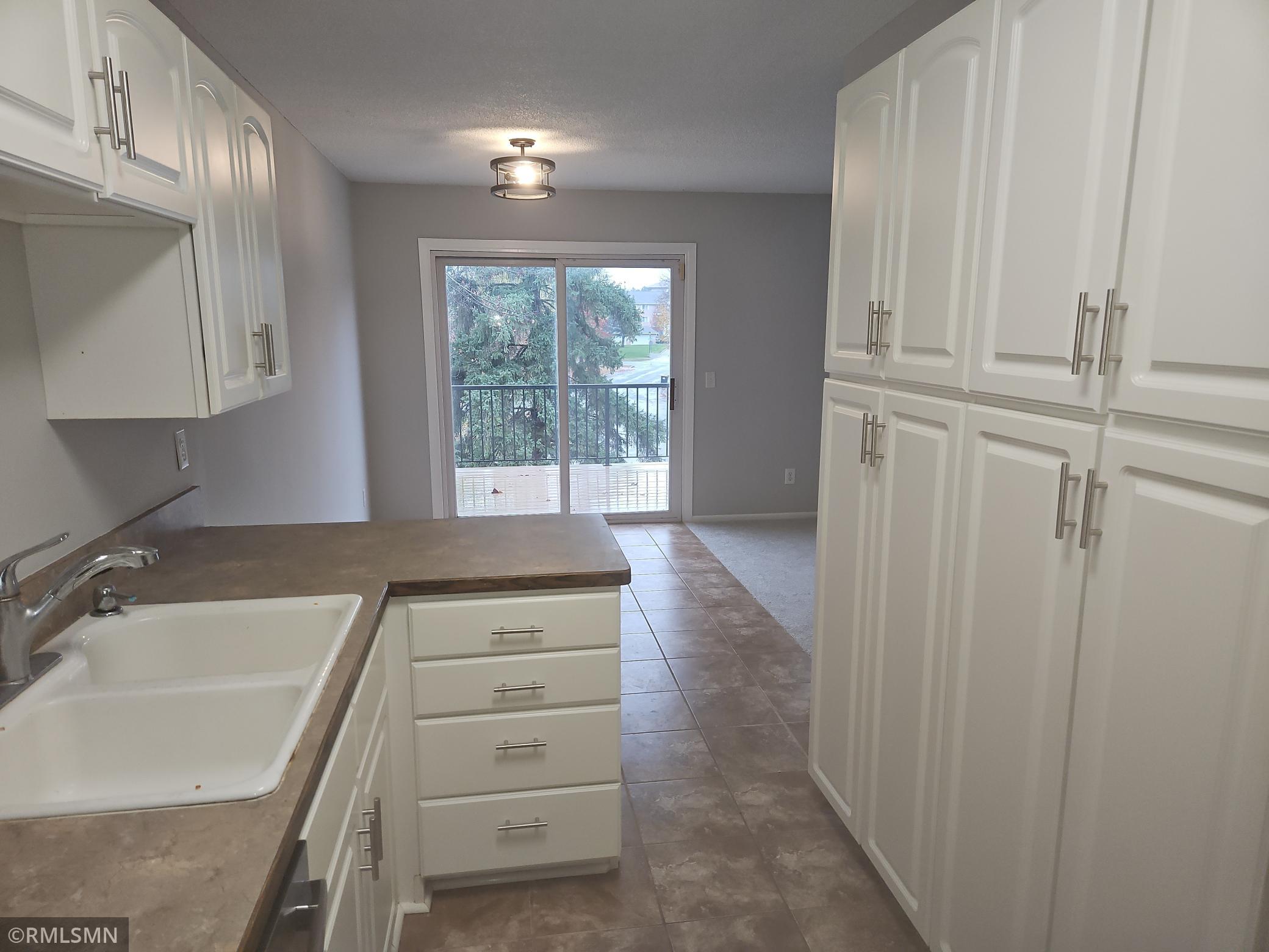 View of Residential at 837 Evergreen Circle, Burnsville MN 55337, Burnsville (4 of 12) - Mike Wilen | Minnesota Team Real Estate