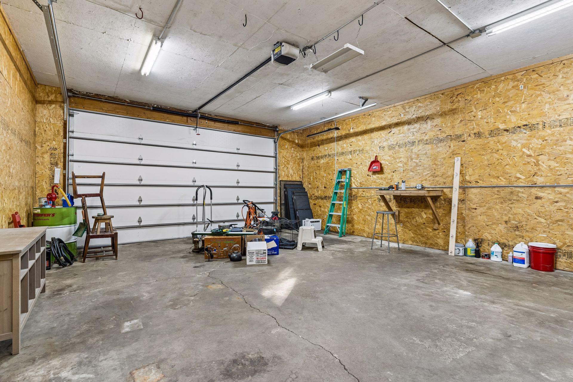 View of Residential at 1838 Englewood Avenue, Saint Paul MN 55104, Saint Paul (39 of 44) - Mike Wilen | Minnesota Team Real Estate