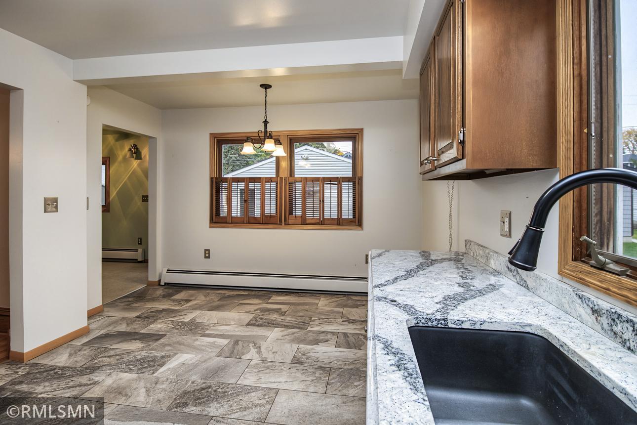 View of Residential at 1366 Van Buren Avenue, Saint Paul MN 55104, Saint Paul (21 of 58) - Mike Wilen | Minnesota Team Real Estate