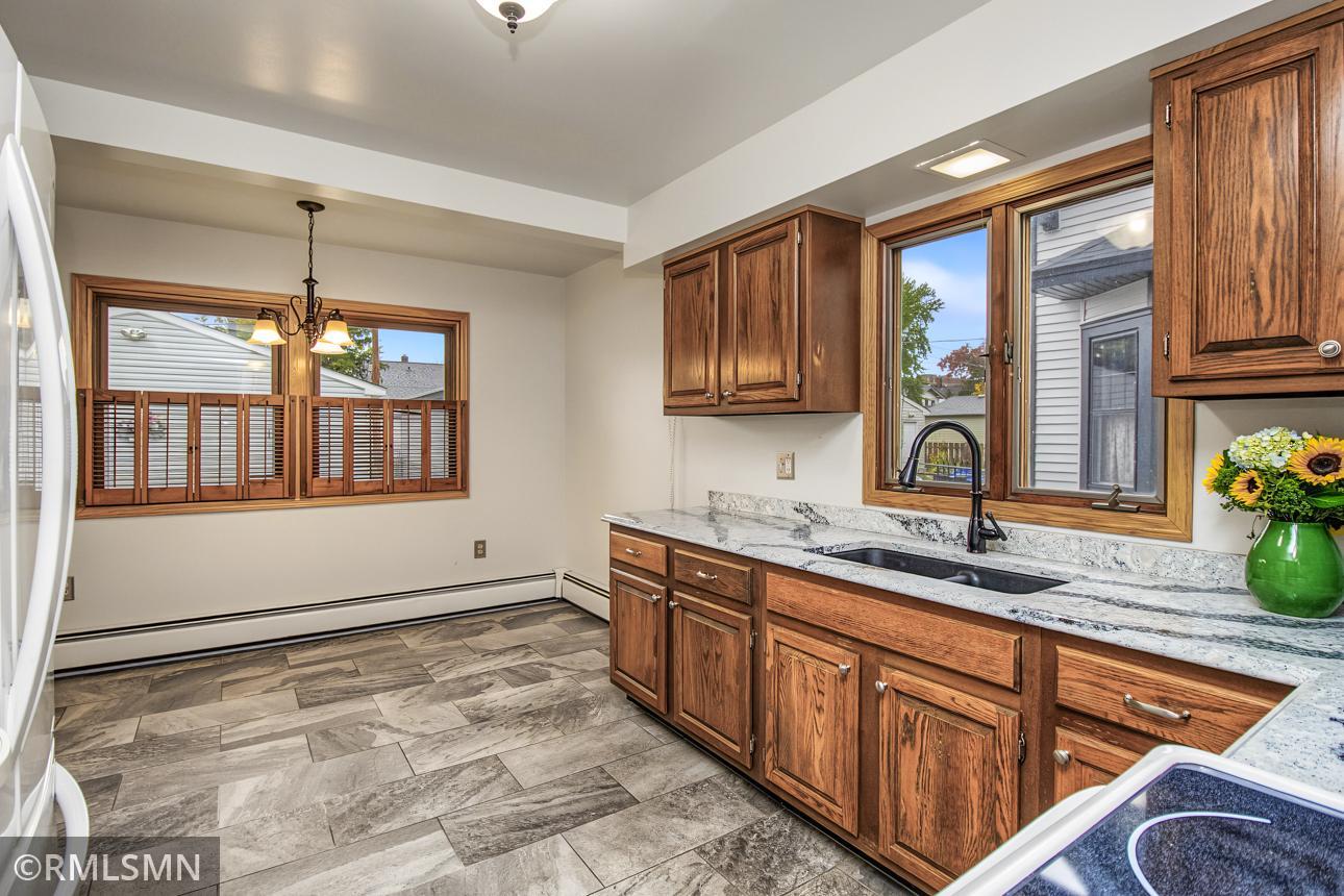 View of Residential at 1366 Van Buren Avenue, Saint Paul MN 55104, Saint Paul (20 of 58) - Mike Wilen | Minnesota Team Real Estate