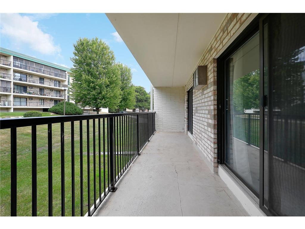 View of Residential at 10411 Cedar Lake Road #208, Minnetonka MN 55305, Minnetonka (14 of 29) - Mike Wilen | Minnesota Team Real Estate