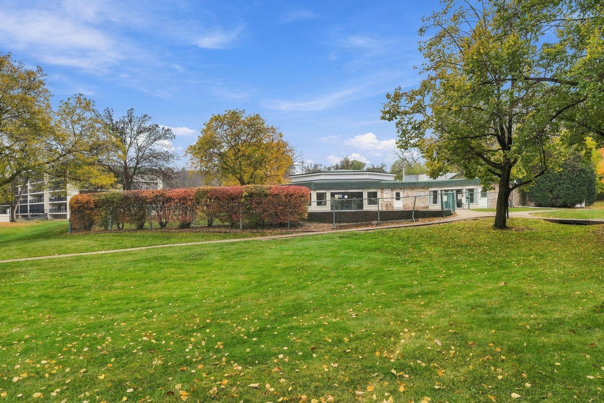 View of Residential at 10411 Cedar Lake Road #208, Minnetonka MN 55305, Minnetonka (17 of 29) - Mike Wilen | Minnesota Team Real Estate