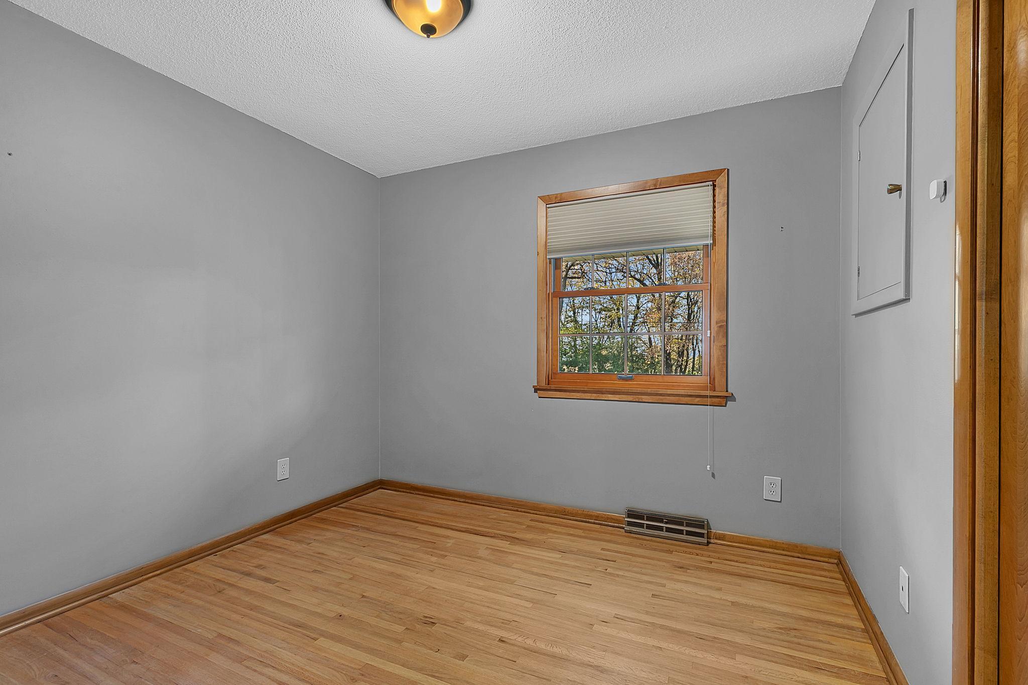 View of Residential at 12650 Roberts Drive, Eden Prairie MN 55346, Eden Prairie (13 of 30) - Mike Wilen | Minnesota Team Real Estate