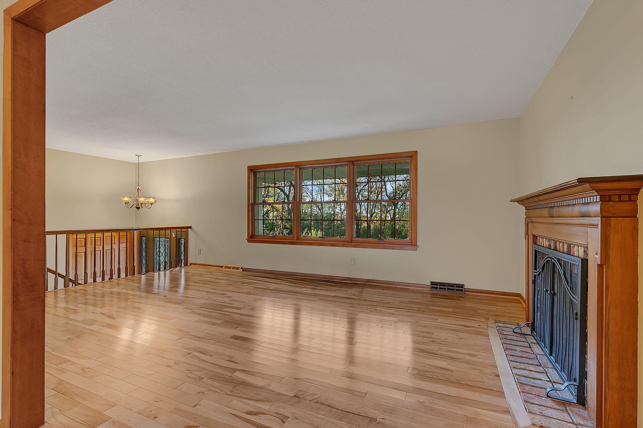 View of Residential at 12650 Roberts Drive, Eden Prairie MN 55346, Eden Prairie (5 of 30) - Mike Wilen | Minnesota Team Real Estate