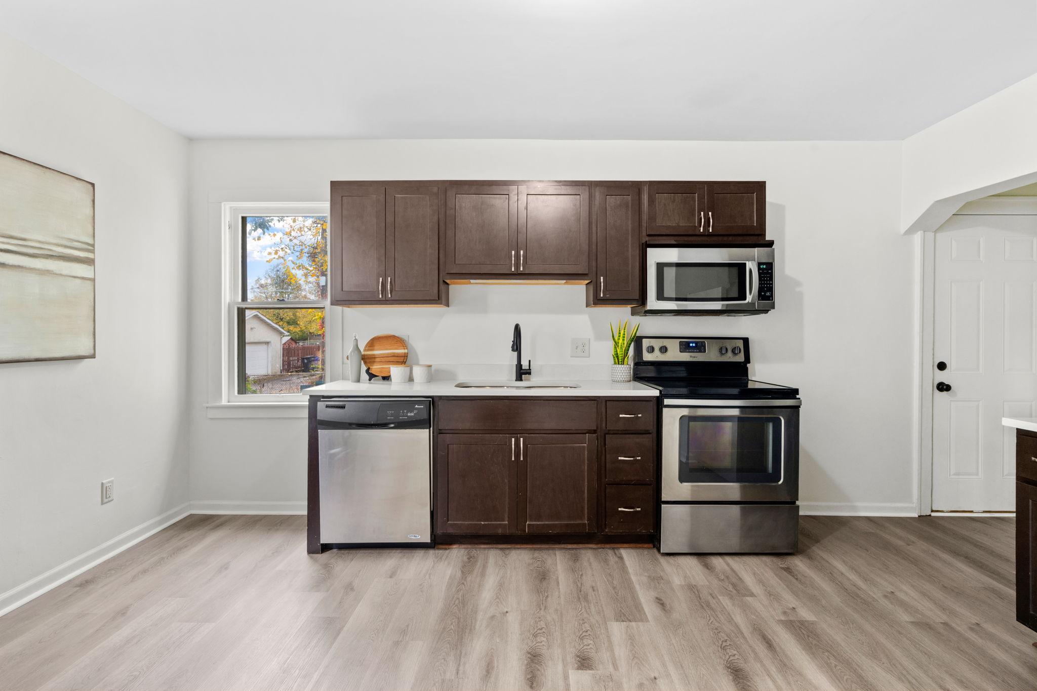 View of Residential at 339 Webster Street, Saint Paul MN 55102, Saint Paul (14 of 39) - Mike Wilen | Minnesota Team Real Estate