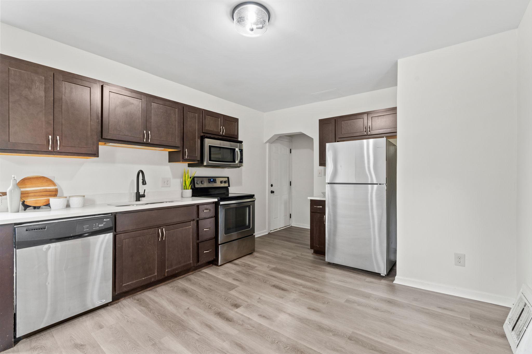 View of Residential at 339 Webster Street, Saint Paul MN 55102, Saint Paul (4 of 39) - Mike Wilen | Minnesota Team Real Estate